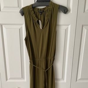 NWT v-neck dress with cinched waist